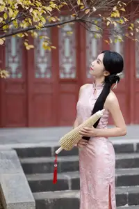 Elegant Chu Yin Asian Beauty in Qipao YiTuYu Art Language Vol.8675-0