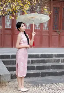 Elegant Chu Yin Asian Beauty in Qipao YiTuYu Art Language Vol.8675-4