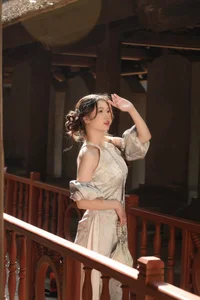 Ethereal Elegance in Golden Hour Light-3