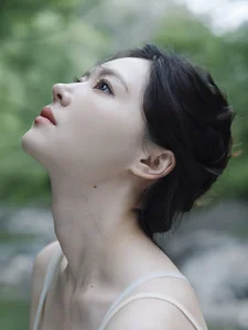 Man Moto Satomi in YiTuYu Art Language Vol.9227: Breathtaking Valley Portrait Series and Aesthetic Nature Photography-2