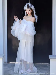 The Ethereal Elegance of Jin Yun Xi Yuki: A Modern Visual Masterpiece-3