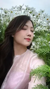 Gentle Beauty Amidst White Cosmos Field A Serene Moment-7