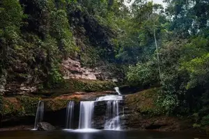 Majestic Snow-Capped Mountain: Discover the Pristine and Mysterious Beauty of Nature-3