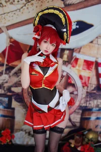 Stunning Houshou Marine Cosplay by Hidori Rose: Exclusive 31-Photo Gallery and Video of the Iconic Pirate Captain-2