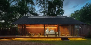 Discover Little Ground Common Space: A Stunning Urban Forest Cafe in Udon Thani Featuring Biophilic Architecture and Lush Greenery-14