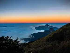 Nhu Co San Sunset: Conquer Majestic Sea of Clouds in Northwest Vietnam-11