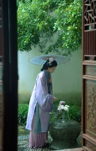 The Timeless Elegance of Er Yi Zhi in YiTuYu Art Language Vol.8877-12