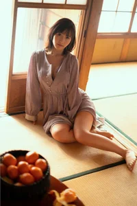 Elegant Aesthetic Portraits of Rika Sakurada: Soft Afternoon Light Photography Collection Part 01 - Featured Japanese Model Series-6