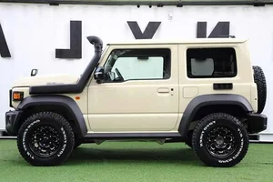 Custom Suzuki Jimny 70YO Body Kit: Transform Your Compact 4x4 into a Legendary Toyota Land Cruiser 70 Series Tribute-8