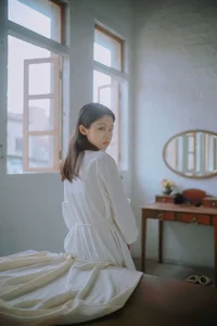 The Ethereal Elegance of Yi Zhi You Zi in Art Language Vol.8951-4