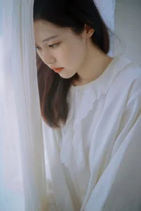 The Ethereal Elegance of Yi Zhi You Zi in Art Language Vol.8951-42