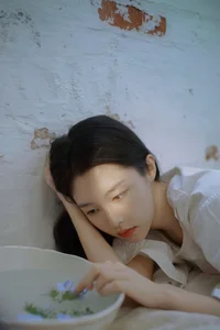 The Ethereal Elegance of Yi Zhi You Zi in Art Language Vol.8951-7