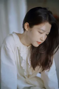 The Ethereal Elegance of Yi Zhi You Zi in Art Language Vol.8951-16