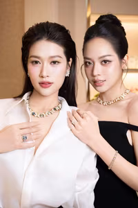 Thanh Thuy and Doan Thien An: Vietnamese Queens' Radiant Beauty & Close Bond in Thailand.-9