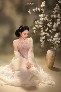 VGU No.138: Discover Elegant Vietnamese Beauty: Modern Ao Yem & Oriental Grace-2