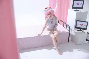 Beautiful Tsukiyomi Ai Trainee Nurse Cosplay Set by G44 Bu Hui Shou Shang - High-Quality 32-Image Gallery for Anime and Cosplay Enthusiasts-2