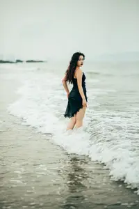 YiTuYu Vol.8760: Si Tu You Yi Zhi Mao – Alluring Mermaid Beauty by the Seashore-12