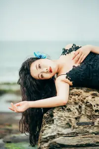 YiTuYu Vol.8760: Si Tu You Yi Zhi Mao – Alluring Mermaid Beauty by the Seashore-15