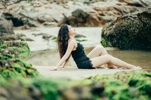 YiTuYu Vol.8760: Si Tu You Yi Zhi Mao – Alluring Mermaid Beauty by the Seashore-9