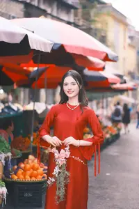 Vietnamese Girl's Bright Smile with Lucky Plush Horses in a Traditional Market.-2