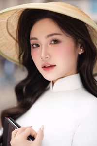 XVG No.31: The Grace of White Ao Dai: Captivating Traditional Vietnamese Beauty-8