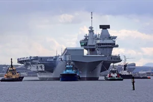 Ultimate Guide to Global Aircraft Carriers: Comparing the World’s Most Powerful Naval Fleets and Modern Maritime Defense Technology-3