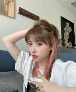 Edgy Hidden Dye Hair: A Chic & Trendy Color Style for Modern Women.-12