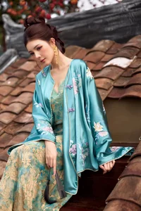 Timeless Elegance and Poetic Serenity-8