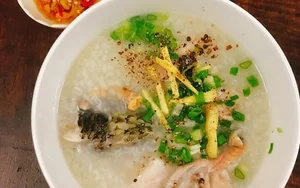 Discover Cháo Ám Trà Cổ: The Unique Seafood Porridge Specialty of Quang Ninh, Vietnam - A Must-Try Culinary Experience for Food Travelers-7