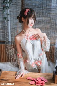MTYH Vol.230 Charming Girl in Floral Bellyband Top - Beautiful Asian Girl Photo-1