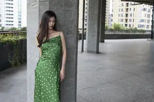 Chenaling CL: Urban Elegance in YiTuYu Vol.8814 – A Captivating Art Language Collection-18