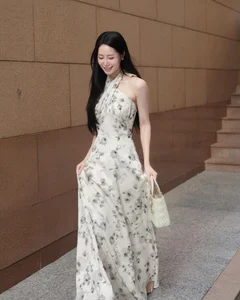 Effortless Elegance in Floral Halter Dress-2