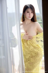 Elegant Portrait Photography Collection: XiuRen No.10909 Featuring Model Xiao Rou Rou Mi – Aesthetic Fashion and Glamour Gallery-12