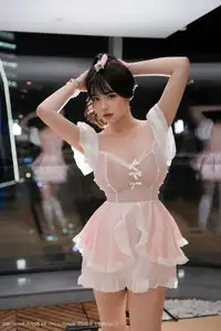 XiuRen No.10653 Ruan Qing: Captivating in Exclusive Pink Maid Outfit Photoshoot-8