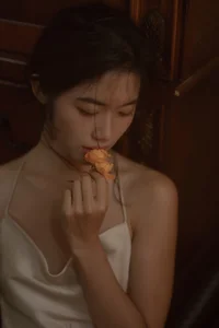 Elegant Art Portrait Photography: Su Su in Art Language Vol.9147 - A Scenic Editorial Collection of 19 High-Resolution Images-3