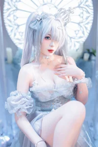 Stunning Nikke Cinderella Crystal Princess Cosplay by Xuan Xiao Xue Jie: High-Quality Goddess of Victory Photography and Anime Inspiration-25