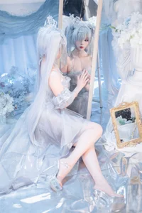 Stunning Nikke Cinderella Crystal Princess Cosplay by Xuan Xiao Xue Jie: High-Quality Goddess of Victory Photography and Anime Inspiration-34