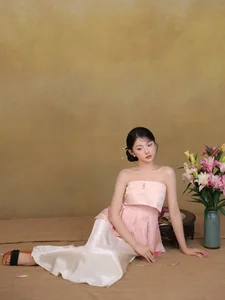Beyond Mukbang: Quynh Truong’s Ethereal Transformation Into a Modern Muse-11