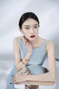 Captivating Grace: An Zi Ma Ma in YiTuYu Vol.9071 Art Language Collection-15