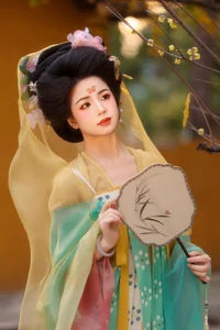 YiTuYu Art Language Vol.9276: Stunning Portrait Photography Featuring Xiao Du Tong Xue – 52 High-Resolution Artistic Images for Creative Inspiration-21