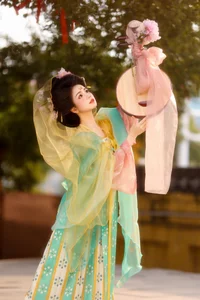 YiTuYu Art Language Vol.9276: Stunning Portrait Photography Featuring Xiao Du Tong Xue – 52 High-Resolution Artistic Images for Creative Inspiration-18