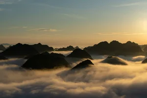 Na Lay Peak: A Dreamy Escape Above the Clouds in Bac Son Valley, Vietnam-5