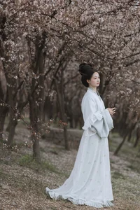 Elegant Black Fashion Portraiture: YiTuYu Art Language Vol.9142 Featuring Model Peng - 39 High-Quality Aesthetic Photography Captures-10