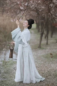 Elegant Black Fashion Portraiture: YiTuYu Art Language Vol.9142 Featuring Model Peng - 39 High-Quality Aesthetic Photography Captures-2