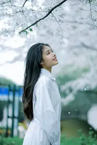 Long Xing Er: Graceful Cherry Blossom Muse – YiTuYu Vol.8741 Poetic Portrait-24