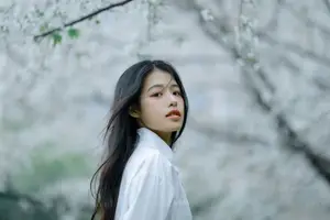 Long Xing Er: Graceful Cherry Blossom Muse – YiTuYu Vol.8741 Poetic Portrait-21