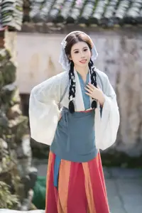 Cui Xiao Li: Alluring Traditional Charm in YiTuYu Vol.8774-0