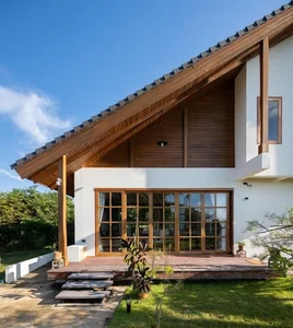 The Art of Slow Living: A Modern Sloped Roof Sanctuary to Witness All Four Seasons-8