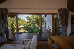 The Art of Slow Living: A Modern Sloped Roof Sanctuary to Witness All Four Seasons-0