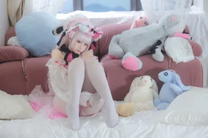 Sweet Dream Vibes: Coser G44 Bu Hui Shou Shang as Halford-31